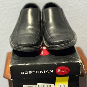 Bostonian Black Leather Loafers